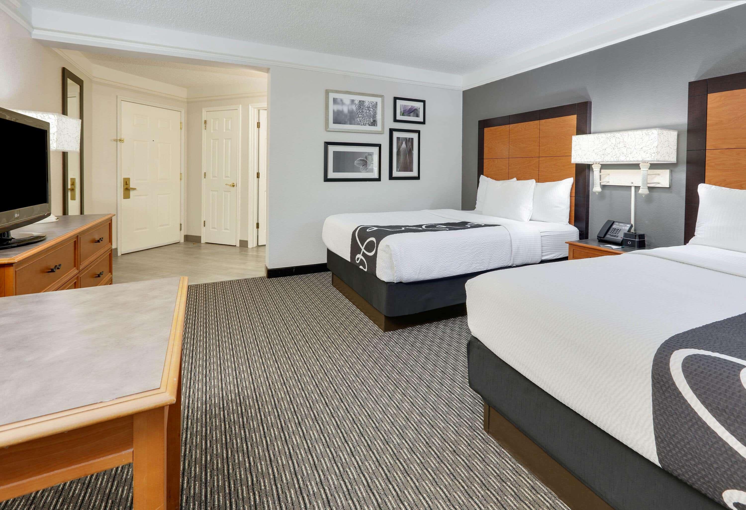 La Quinta By Wyndham Dallas - Addison Galleria Экстерьер фото