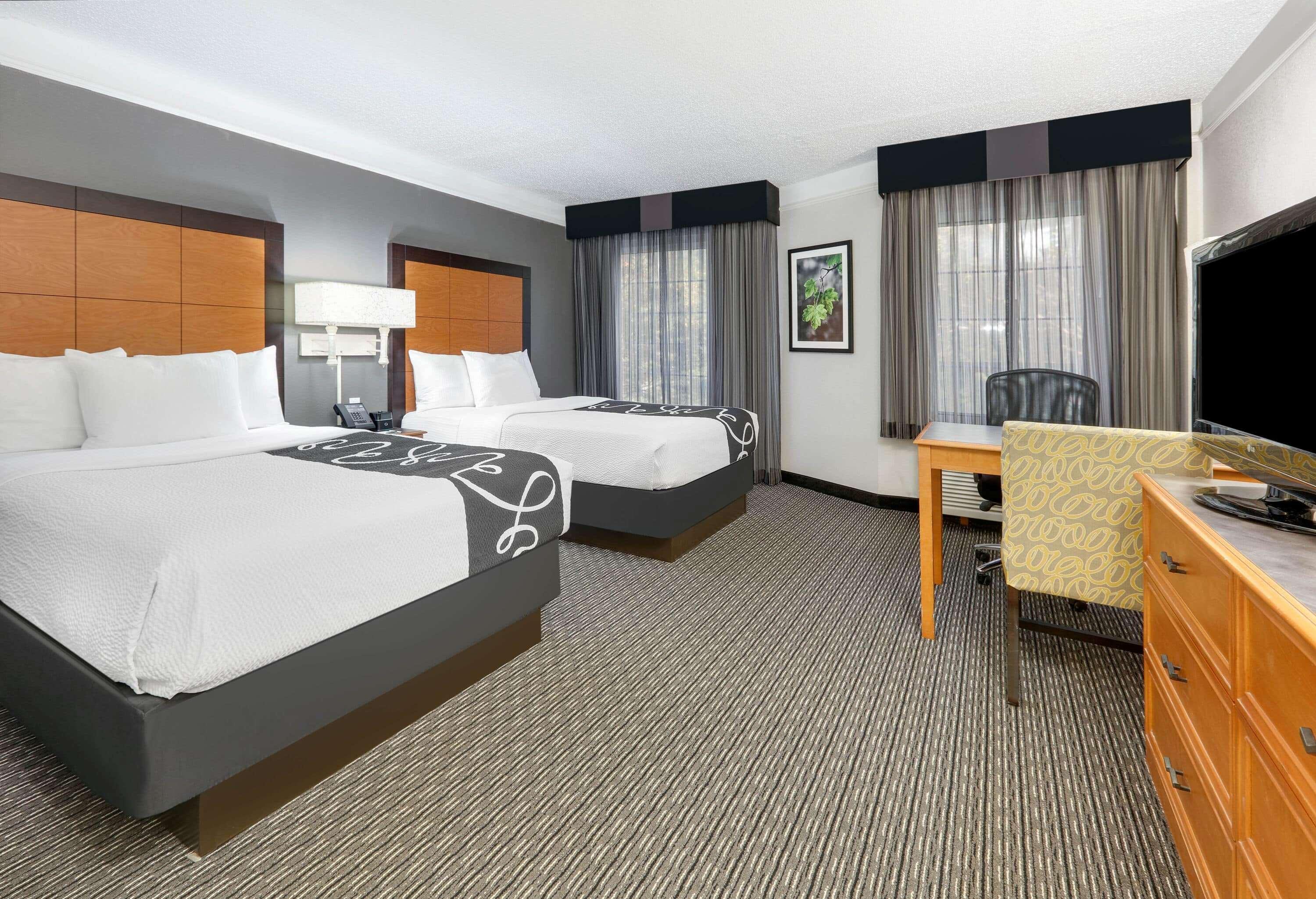 La Quinta By Wyndham Dallas - Addison Galleria Экстерьер фото