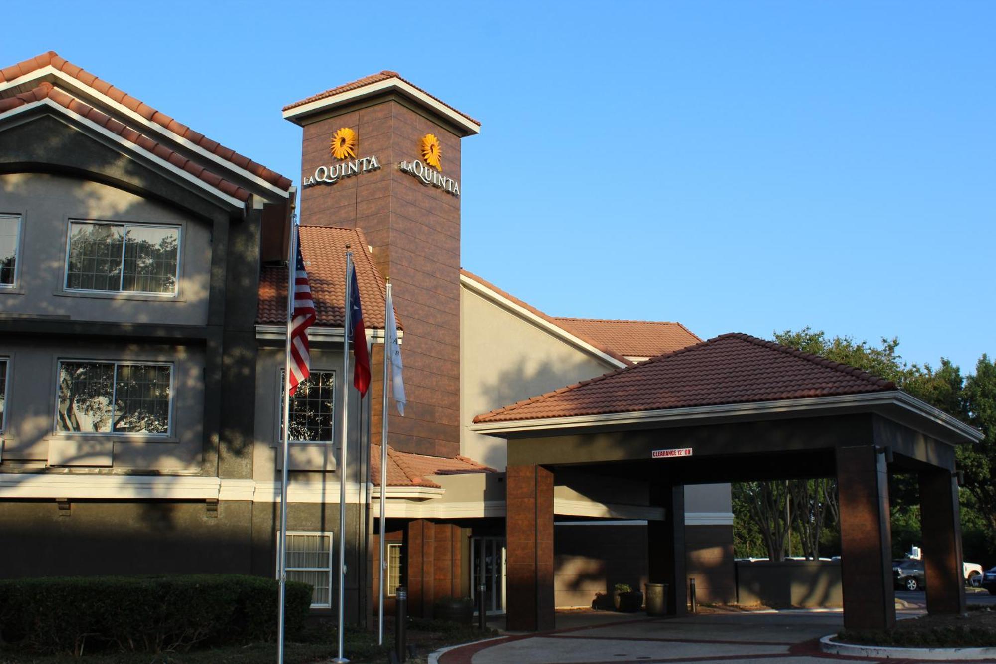 La Quinta By Wyndham Dallas - Addison Galleria Экстерьер фото