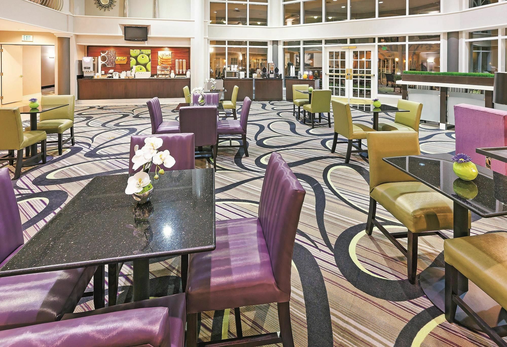 La Quinta By Wyndham Dallas - Addison Galleria Экстерьер фото